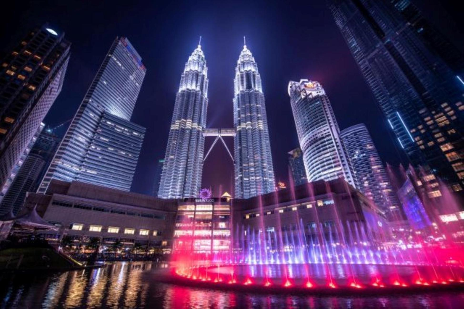 Vortex Klcc Yonder Twin Tower